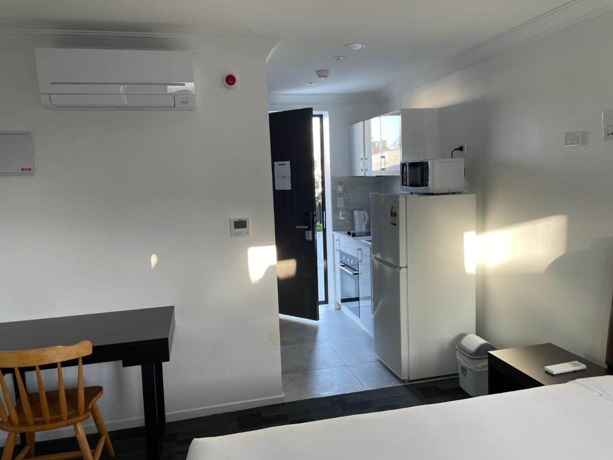Krishna Motel - Newly Built In Papakura Auckland Extérieur photo